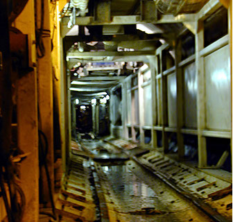 tunnel boring machine photo 2